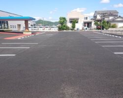 ④駐車場